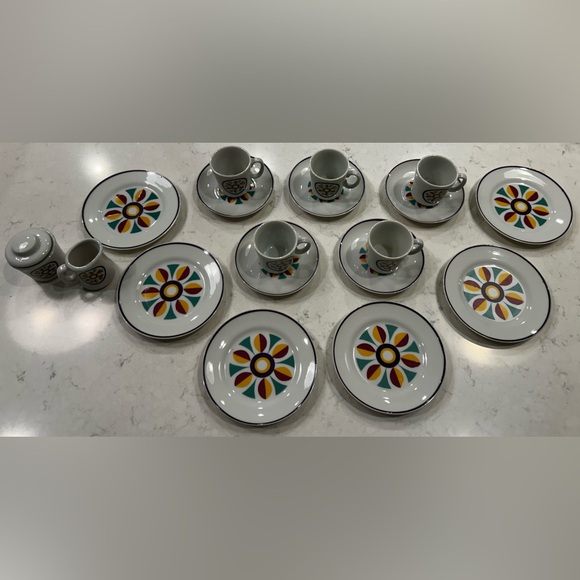 Vintage Folk Art 18 piece mini porcelain tea set, Made in Japan - Picture 1 of 11